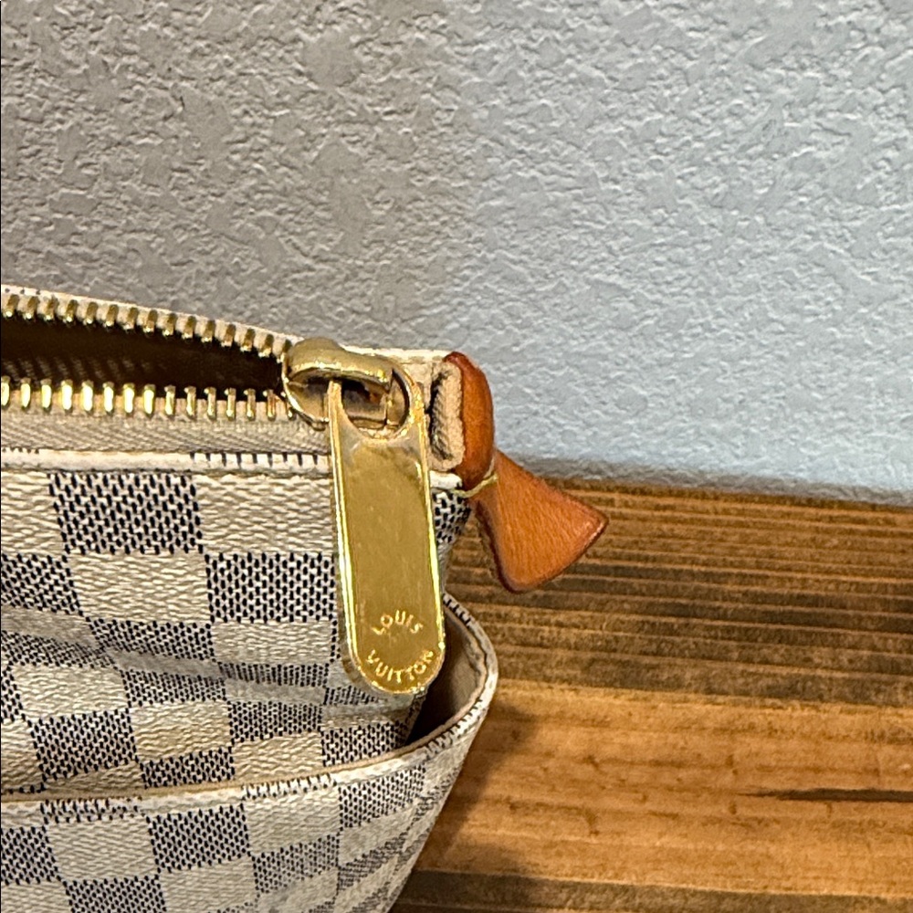 Louis Vuitton Damier Azur Totally MM Tote Bag Shoulder with Zipper - Picture 7 of 13